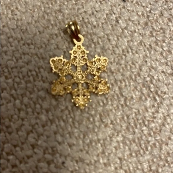 14K Diamond Cut Yellow/White Gold Snowflake Charm ❄️